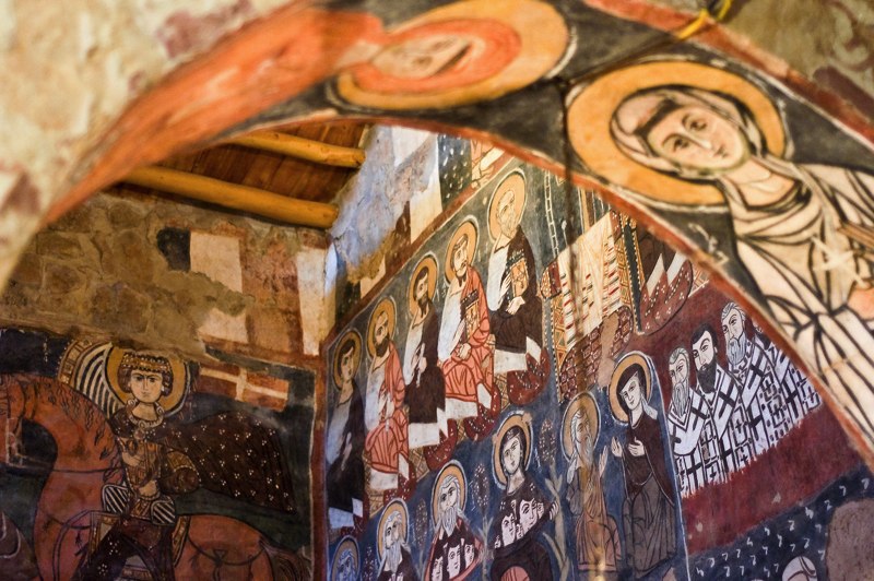 Annabk_DeirMarMusa_Chapel1.jpg - inside Deir Mar Musa monastery -Saint Moses the Abyssinian, An Nabk, Syria