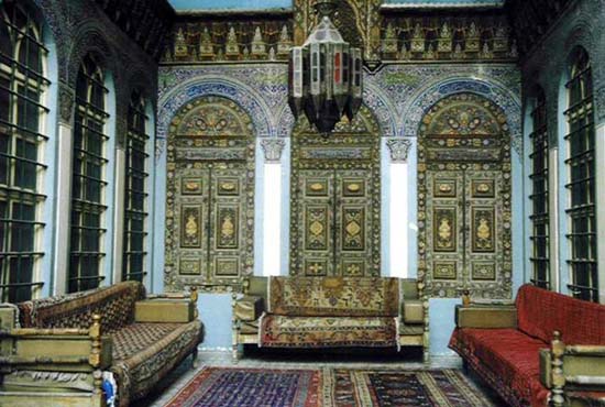 Damascus_InsideUmayyadMosque1.jpg - سوريا ـ دمشق - Inside Umayyad Mosque Prayers Hall