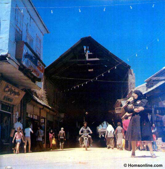 Homs_HomsOldRoofedSouq.jpg - Syria, Homs - Entrance of Souk Maskuf (Old Roofed Market)