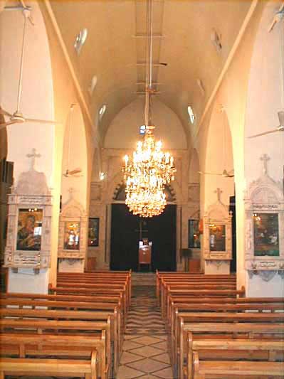 Homs_UmZunnarChurch1.jpg - سوريا ـ حمص  - inside of Um Zunnar Church, 2001